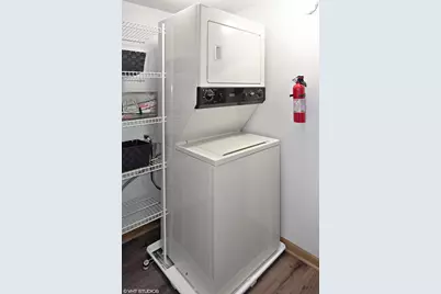 616 E 5th Avenue #201, Naperville, IL 60563 - Photo 11