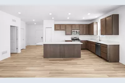 378 S Cottrell Lane, Aurora, IL 60506 - Photo 3