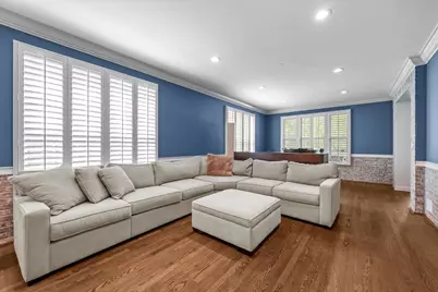 2531 Violet Street, Glenview, IL 60026 - Photo 13