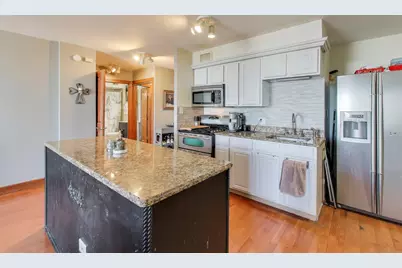 20 N Tower Road #8E, Oak Brook, IL 60523 - Photo 13