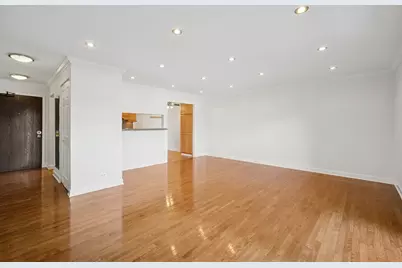 675 Grove Terrace #208, Elk Grove Village, IL 60007 - Photo 3