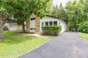 1543 Larry Ln, Glendale Heights, IL 60139 - Photo 1