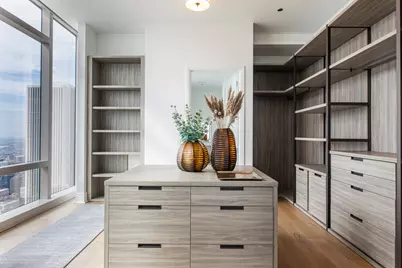 363 E Wacker Drive #8601, Chicago, IL 60601 - Photo 17