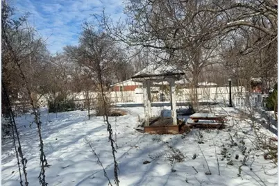 912 Washington Drive, South Roxana, IL 62087 - Photo 3