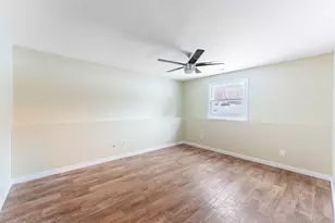 1359 Madison Ct, Saint Charles, IL 60174 - Photo 17