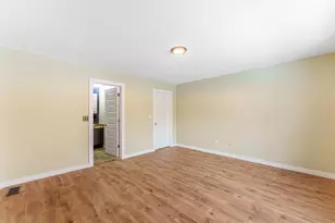 1359 Madison Ct, Saint Charles, IL 60174 - Photo 7