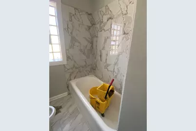 8046 S Manistee Avenue #2, Chicago, IL 60617 - Photo 7