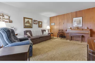 550 Ridge Avenue, Elk Grove Village, IL 60007 - Photo 3