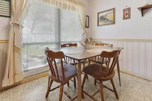 550 Ridge Ave, Elk Grove Village, IL 60007 - Photo 9