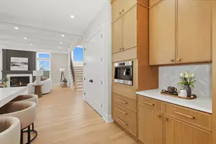 1523 Linden Cir, Lemont, IL 60439 - Photo 5