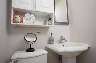 621 N Forest Ave, Mount Prospect, IL 60056 - Photo 13