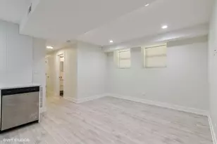 1914 W Crystal St, Chicago, IL 60622 - Photo 5