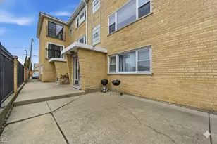 5754 W Lawrence Ave, Chicago, IL 60630 - Photo 23