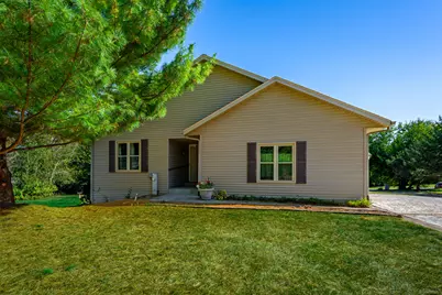 810 Southgate Drive, Davis, IL 61019 - Photo 33