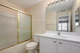 6126 Washington Ct, Morton Grove, IL 60053 - Photo 17