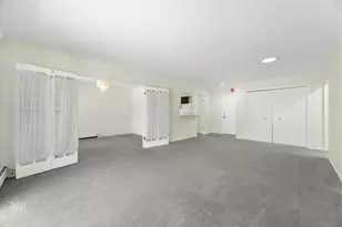 602 E Algonquin Rd, Arlington Heights, IL 60005 - Photo 3