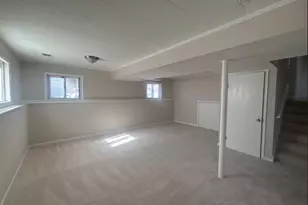 18331 Hickory St, Lansing, IL 60438 - Photo 5