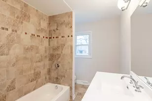 18331 Hickory St, Lansing, IL 60438 - Photo 11