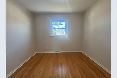 18331 Hickory Street, Lansing, IL 60438 - Photo 3