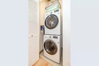 111 S Morgan Street #423, Chicago, IL 60607 - Photo 23