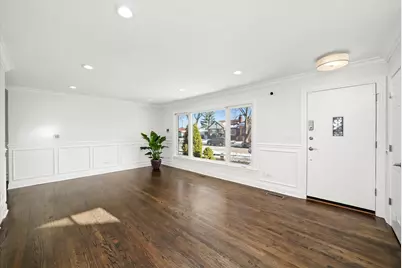 7518 Karlov Avenue, Skokie, IL 60076 - Photo 7