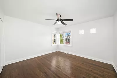 7518 Karlov Avenue, Skokie, IL 60076 - Photo 9