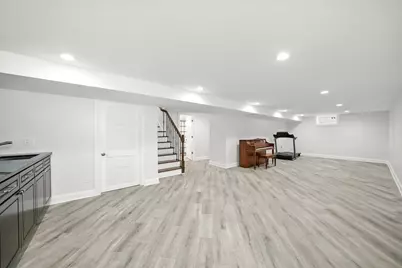 7518 Karlov Avenue, Skokie, IL 60076 - Photo 17