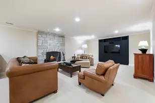 165 Lapier St, Glencoe, IL 60022 - Photo 37