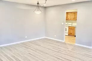 706 E Algonquin Rd, Arlington Heights, IL 60005 - Photo 3