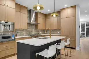 1029 N Winchester Ave, Chicago, IL 60612 - Photo 7