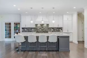 4N680 Ware Woods Dr, Saint Charles, IL 60175 - Photo 9