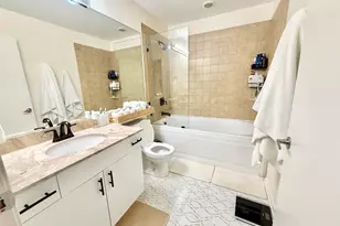 1040 W Adams St, Chicago, IL 60607 - Photo 9