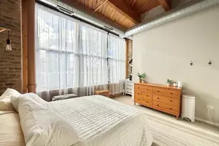 1040 W Adams St, Chicago, IL 60607 - Photo 3