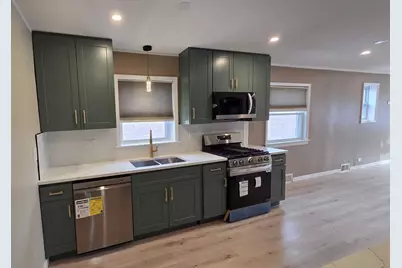 2608 W 97th Street, Evergreen Park, IL 60805 - Photo 9