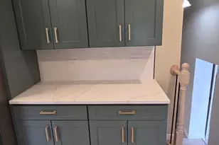 2608 W 97th St, Evergreen Park, IL 60805 - Photo 11