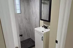 2608 W 97th St, Evergreen Park, IL 60805 - Photo 29