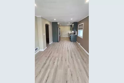 2608 W 97th Street, Evergreen Park, IL 60805 - Photo 7