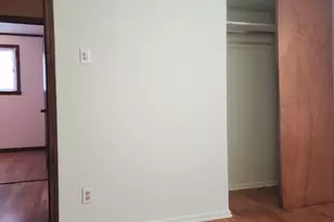 4605 W 84th Pl, Chicago, IL 60652 - Photo 17