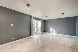 1601 Kingston Ln, Schaumburg, IL 60193 - Photo 23