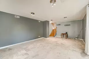 1601 Kingston Ln, Schaumburg, IL 60193 - Photo 25