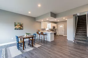 204 E South St, Sheffield, IL 61361 - Photo 5