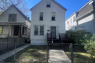 11634 S Princeton Ave, Chicago, IL 60628 - Photo 1