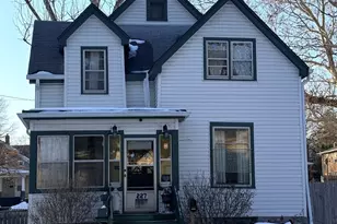 227 London Ave S, Rockford, IL 61104 - Photo 1