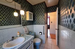 227 London Ave S, Rockford, IL 61104 - Photo 9