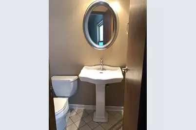 148 W Kennedy Drive, Streamwood, IL 60107 - Photo 19