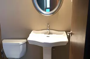 148 W Kennedy Dr, Streamwood, IL 60107 - Photo 19