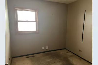 148 W Kennedy Drive, Streamwood, IL 60107 - Photo 13