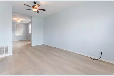 2749 S Trumbull Avenue, Chicago, IL 60623 - Photo 9