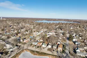 318 Elder Dr, Round Lake Park, IL 60073 - Photo 7