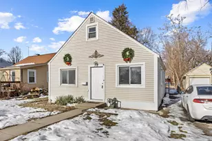 318 Elder Dr, Round Lake Park, IL 60073 - Photo 1